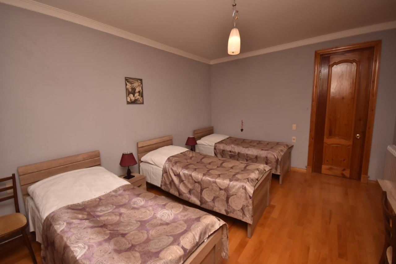 Guest House Green House Zugdidi Extérieur photo
