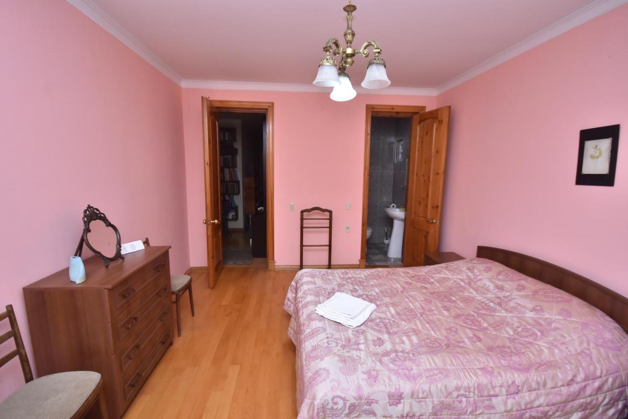 Guest House Green House Zugdidi Extérieur photo