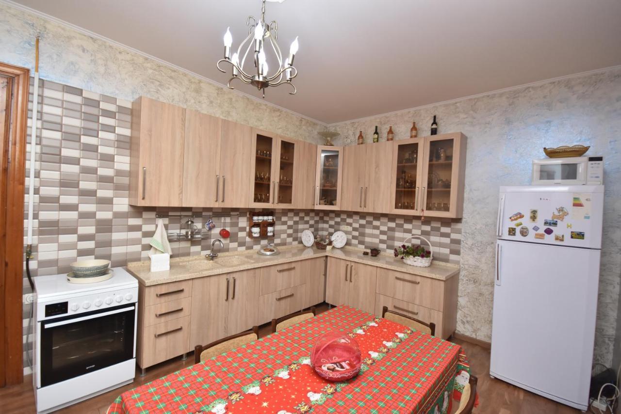 Guest House Green House Zugdidi Extérieur photo